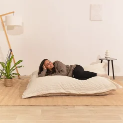 Pouf velours côtelé déhoussable BANANAIR 180 x 140 cm blanc cassé