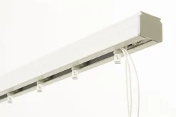 Rail pour store californien blanc ouverture latérale L.200cm Madeco