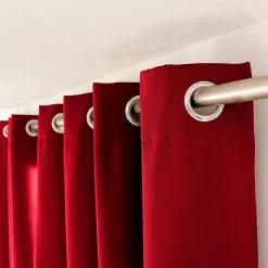 Rideau uni isolant et thermique (140x240 cm - Rouge)
