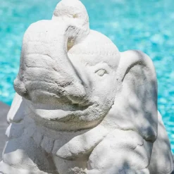 Statue eléphant assis 40cm blanc crème