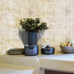 Sticker Mural Carrelage adhésif Cuisine Salle de Bain - 24 STICKERS CARRELAGES MARBRE BEIGE DE SANTA MARTA - 24stickers15x15cm