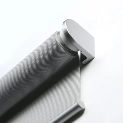 Store enrouleur motorisé thermique gris l.100 x H.250cm Madeco
