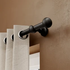 Support tringle à rideau court à percer Limia bois de hêtre noir Ø28mm GoodHome