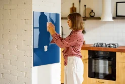 Tableau Aimanté Wallfluent 70x100 cm Couleur bleue Marqueur blanc En Verre Pour Cuisine