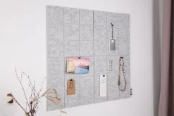 Tableau d'affichage mémo en feutrine pour murs, set de 4 dalles grises L.30 x l.30 cm Ariane