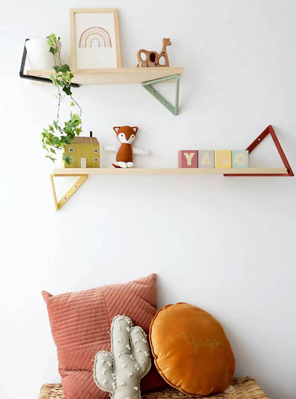 Étagère en pin massif 60x17 cm