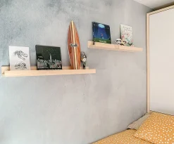 Étagères pour cadres en bois de pin 40cm