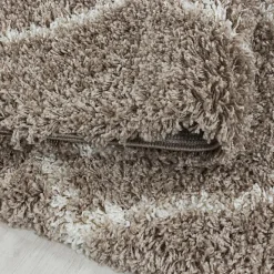 Tapis berbère tissé motif losange SHAGGY A, Beige