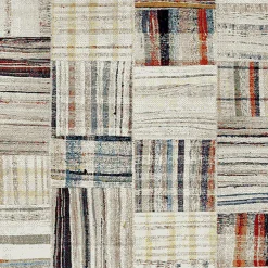 Tapis berbère tissé motifs tribaux LYN8 MARO, beige