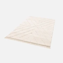 Tapis intérieur tufté avec légers reliefs crème. 120 x 170cm