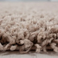 Tapis poils longs shaggy tissé motif uni UNI L, Beige