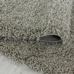 Tapis poils longs shaggy tissé motif uni UNI I, Beige