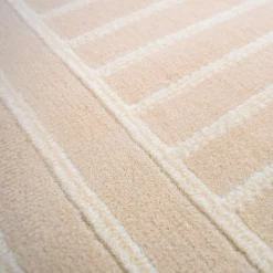 Tapis salon et chambre tissé motif géométrique LYN49 ARCROL, beige