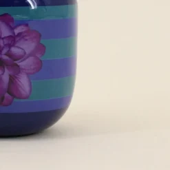 Vase en métal laqué à rayures bleus / violettes h11cm